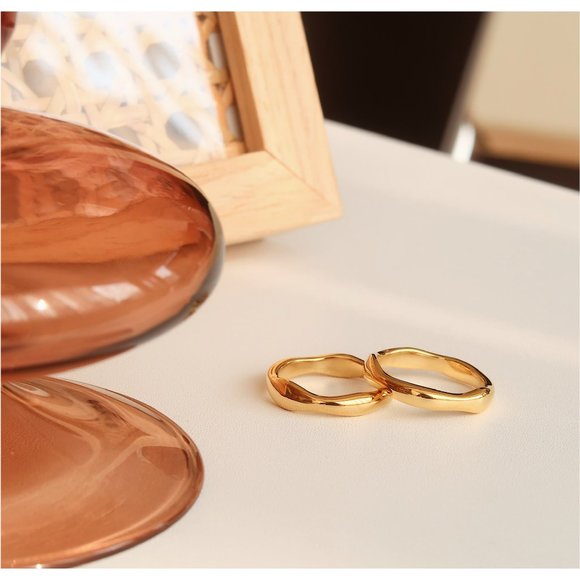 NEW 18K Gold Plated Wave Curve Ring - Picture 2 of 16